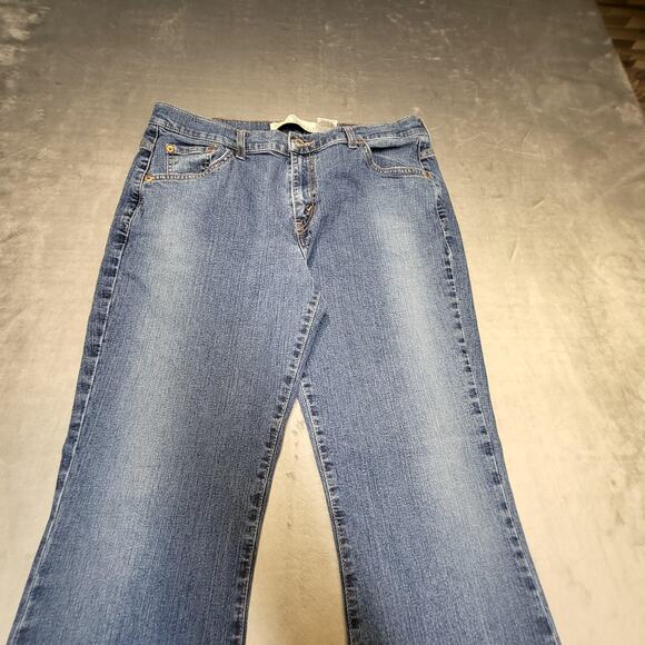 Vintage Levi's 515 Jeans Womens 14 Long Blue Nouveau Boot Cut Stretch Denim 00s - Picture 2 of 11